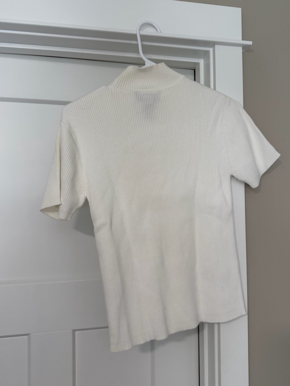 Ribbed Short-Sleeve Mock Neck Top in Cream - Picture 3 of 6